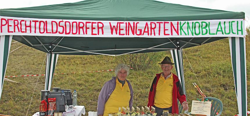 Kaffee und Perchtoldsdorfer Weingarten-Knoblauch - Heidecafé